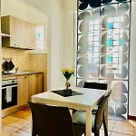 Apartamento Casa Giulia - Metro C Teano *