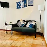 Casa Giulia - Metro C Teano Apartment *