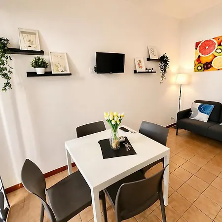 Apartamento Casa Giulia - Metro C Teano
